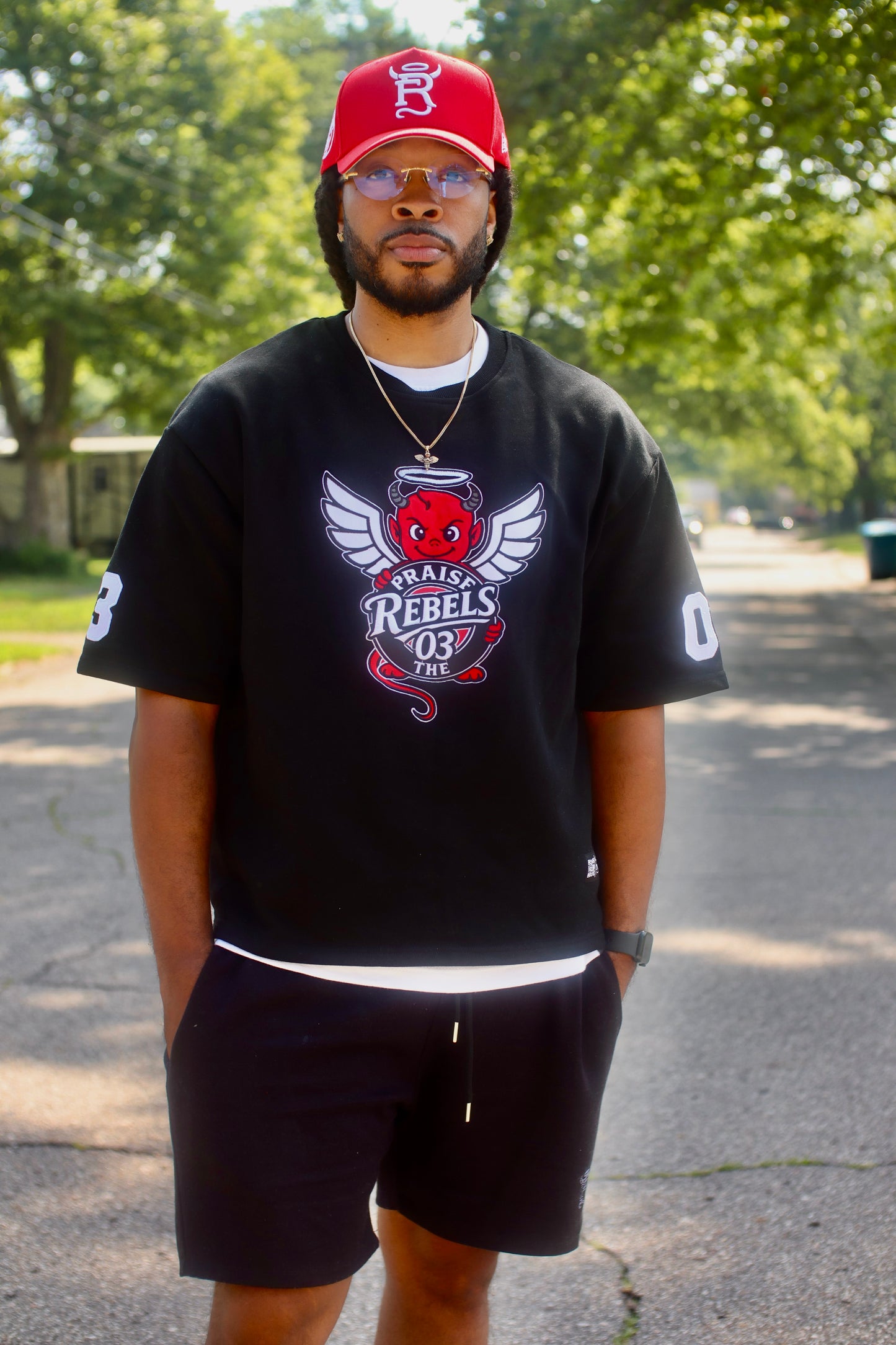 "Saint/Sinner" Jersey - Black + FREE š